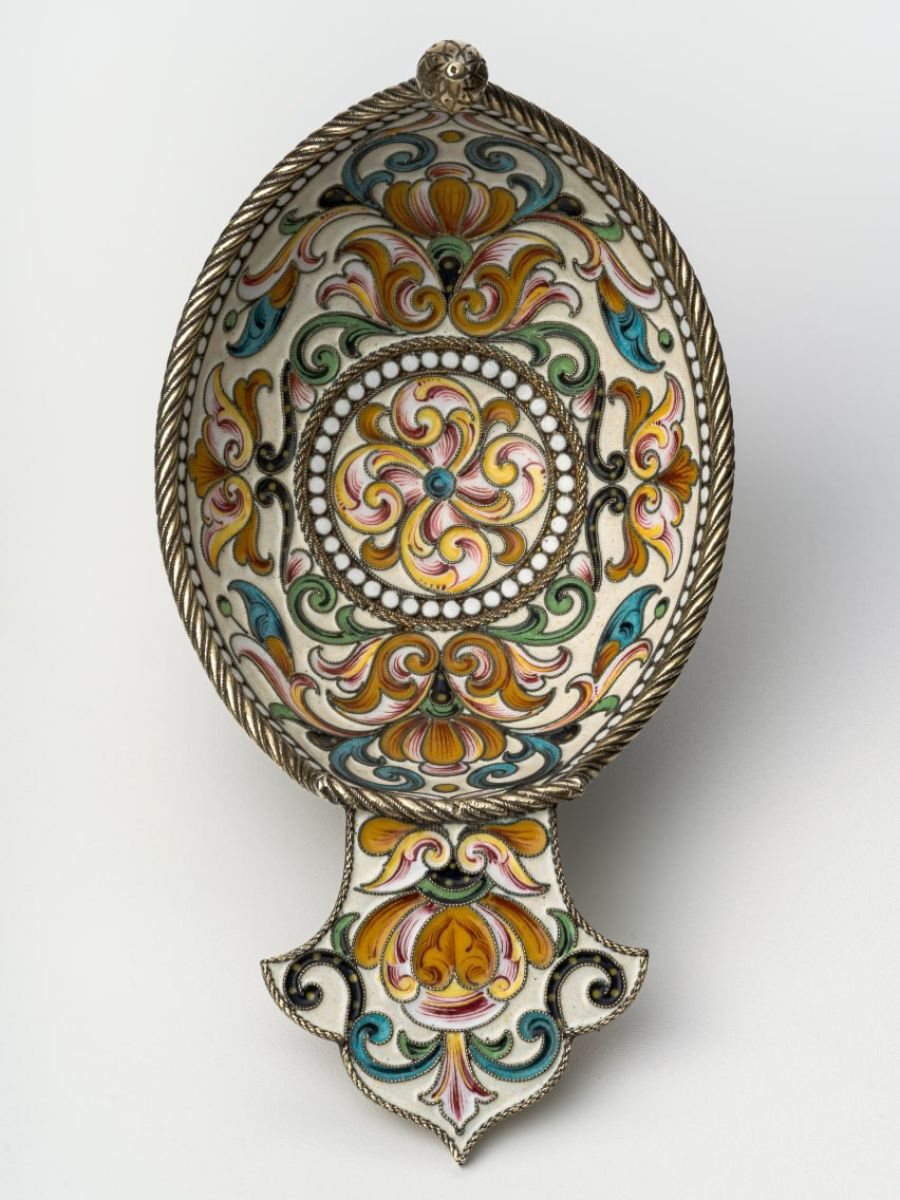 Ковш с эмалями